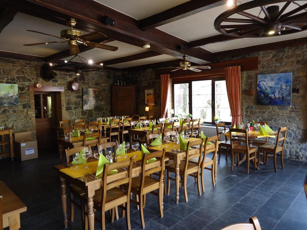 Auberge De La Lesse Celles  Exteriér fotografie