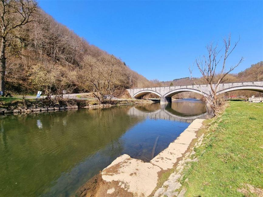 Auberge De La Lesse Celles  Exteriér fotografie