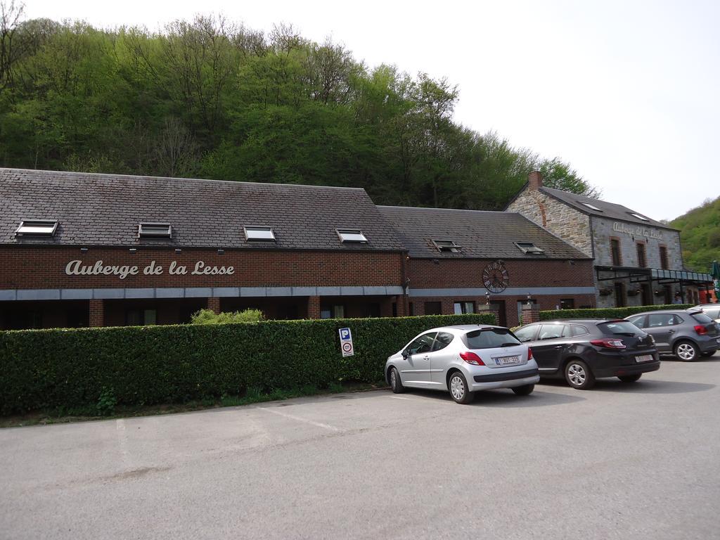 Auberge De La Lesse Celles  Exteriér fotografie