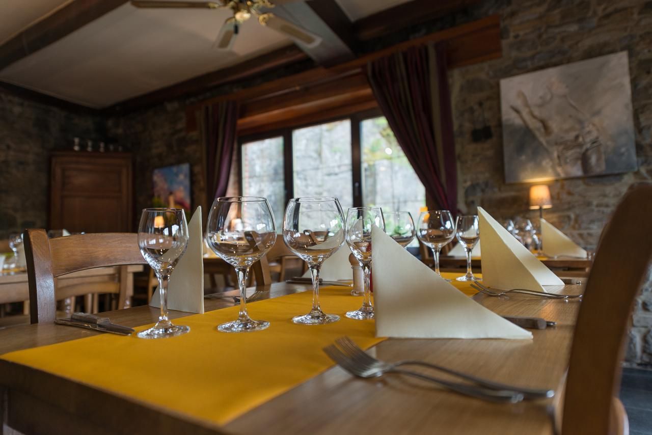 Auberge De La Lesse Celles  Exteriér fotografie