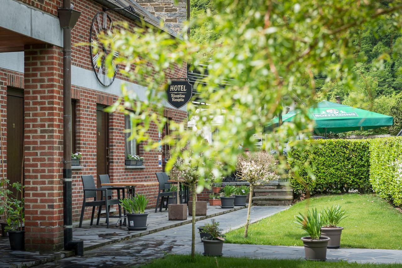 Auberge De La Lesse Celles  Exteriér fotografie